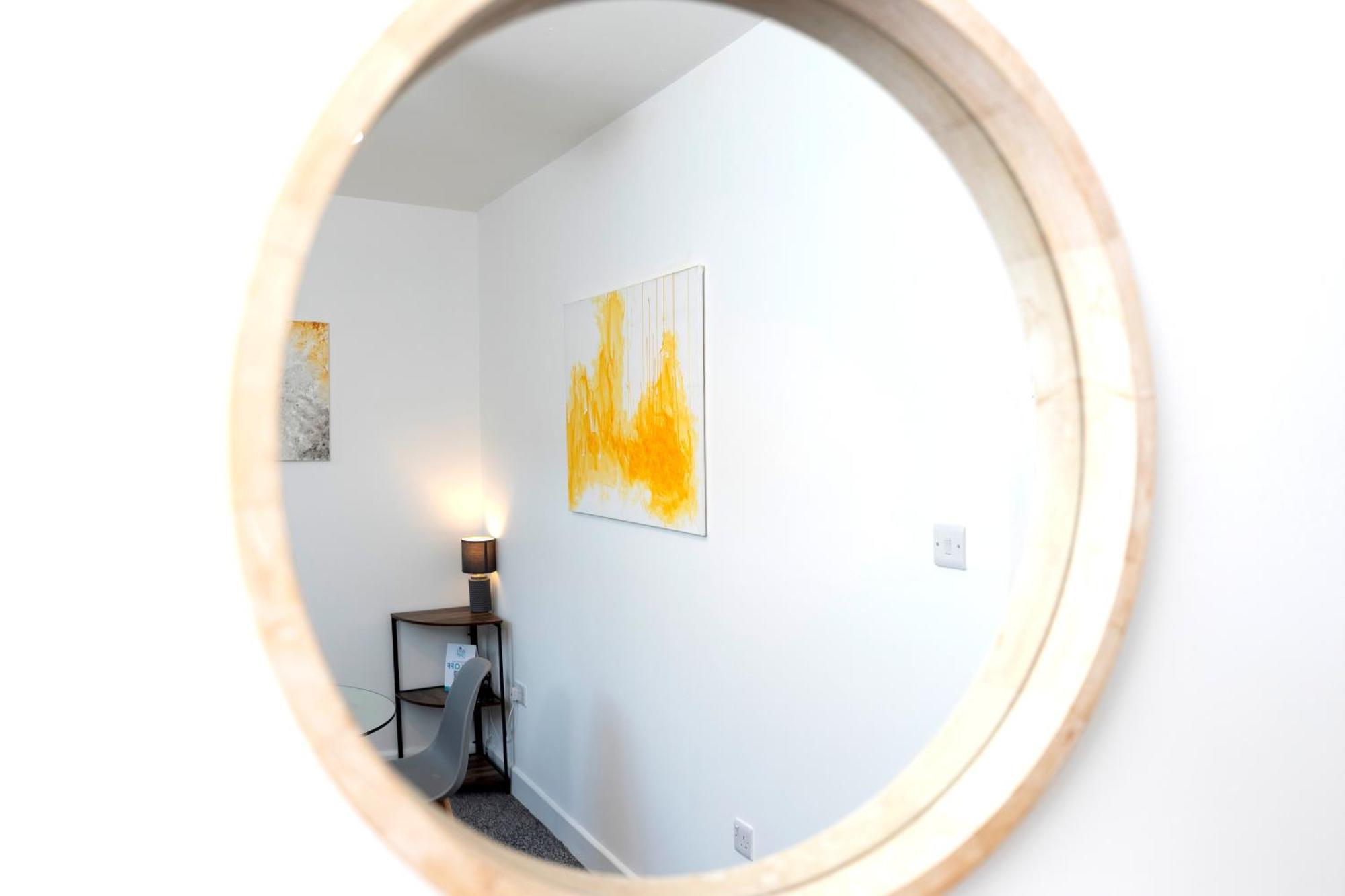 Quiet And Comfy House With 2 Bedrooms And 2 Bathrooms Super Fast Wifi And Crisp Hotel Standard White Linen Hosted By Our Home Short Stays Darlington  Bagian luar foto