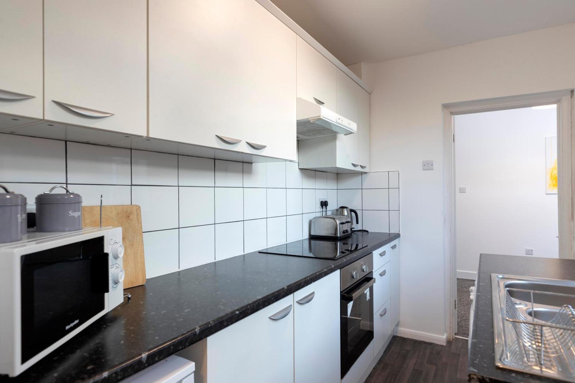 Quiet And Comfy House With 2 Bedrooms And 2 Bathrooms Super Fast Wifi And Crisp Hotel Standard White Linen Hosted By Our Home Short Stays Darlington  Bagian luar foto